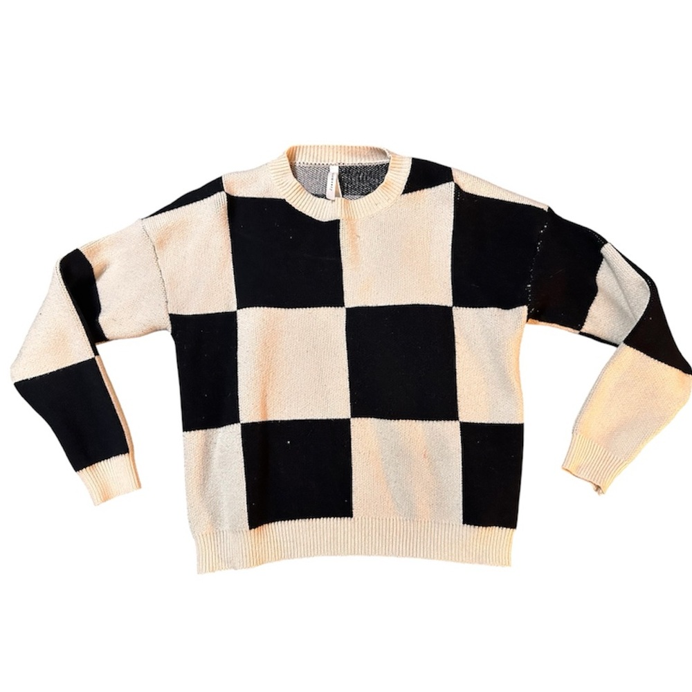 debut Black and Cream Checker Knit Crewneck Sweater